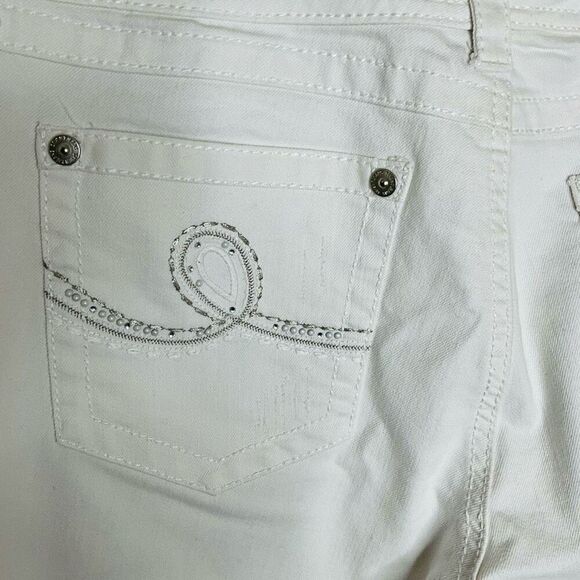 7 For All Mankind Womens 12 Capris White Rhinestones Distressed Pockets Stretch - Picture 9 of 15